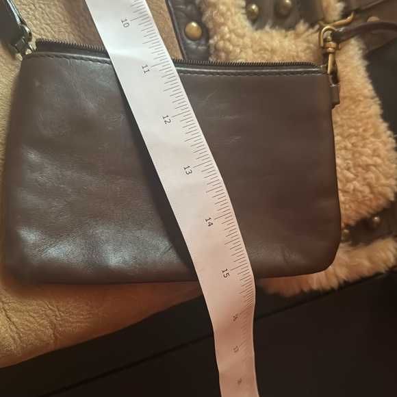 Ugg Bag - Picture 2 of 8